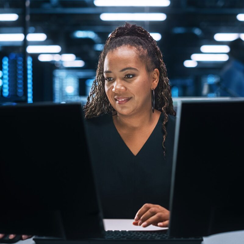 worker-at-desktop-computers