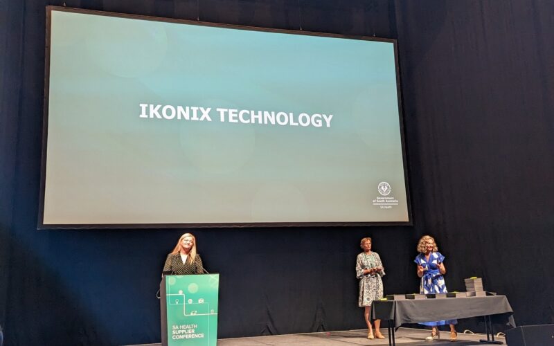 Ikonix Technology wins SA Health SME Supplier Award.